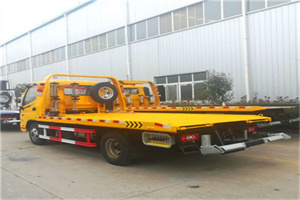 未央区附近拖车救援搭电