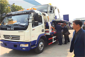 未央区汽车道路救援拖车价格